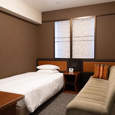 אוסקה Hearton Hotel Kita Umeda מראה חיצוני תמונה